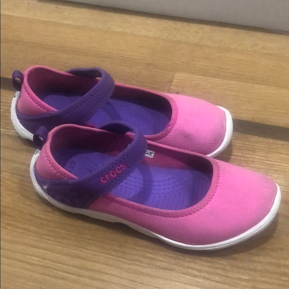 mary jane crocs toddler